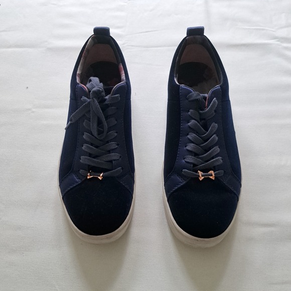 Ted Baker Navy Velvet Bow Sneakers Trainers Women Size 7 Rose Gold Accent - Picture 4 of 12